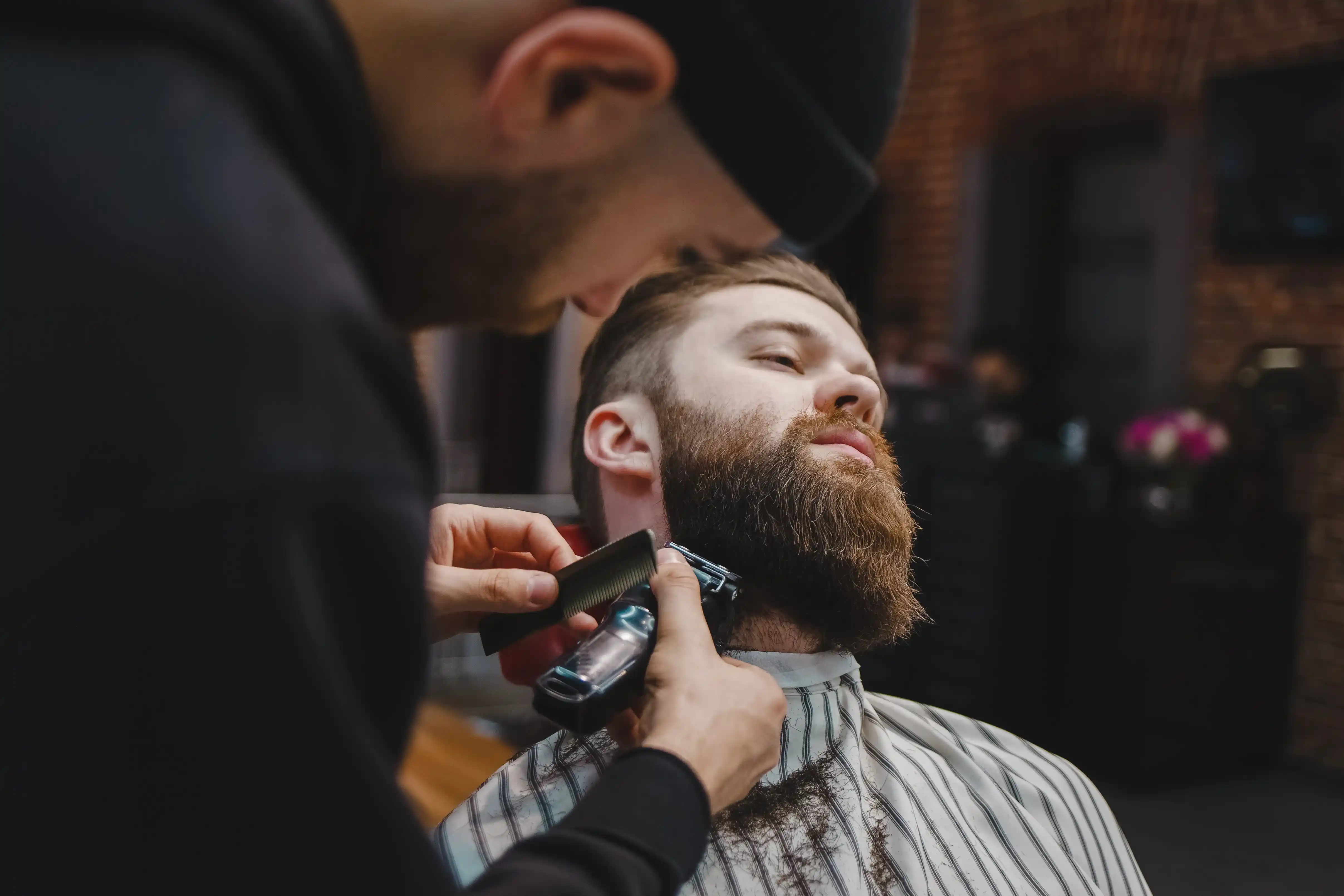Brightwoo Barber at Work